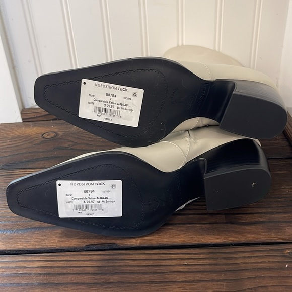 NWT Franco Sarto Cream Ankle Booties  Pointed Toe - Picture 6 of 7